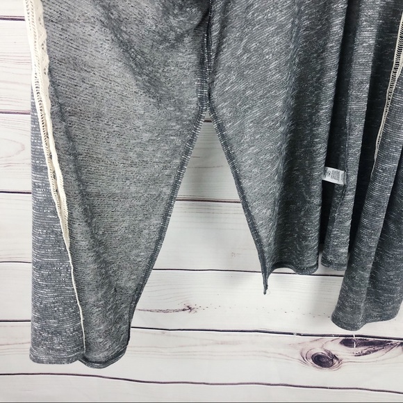 Kye Mi Gray Lace Duster Cardigan Medium - Picture 5 of 7